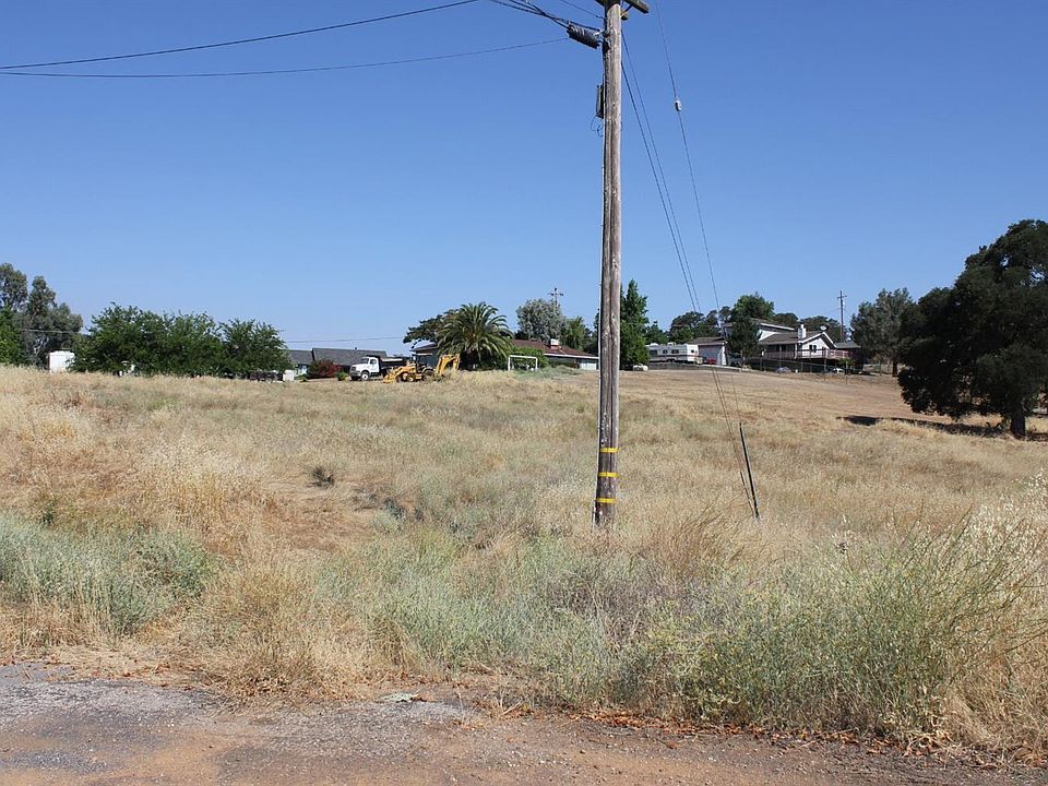 2nd image of 2931 McClintock Ct #2715