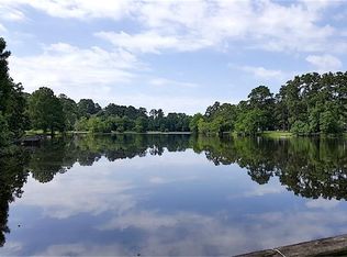 1598 E Pine Lake Cir, Montgomery, TX 77316