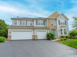 1927 Primrose Ct, Bartlett, IL 60103