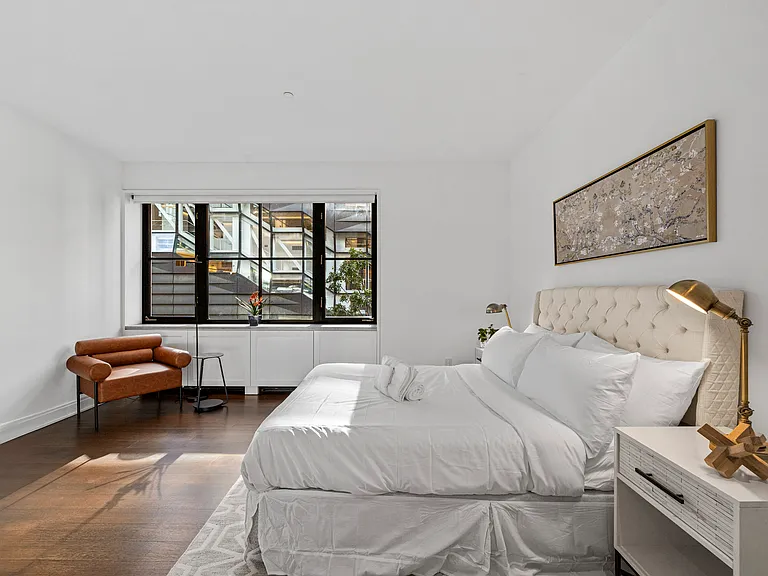 61 5th Ave #2 — Photo 39