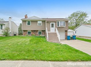 615 Saint Clair Ave NW, Grand Rapids, MI 49534