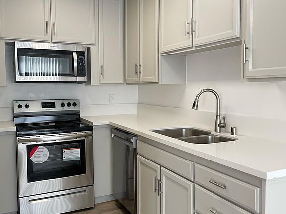 2nd image of 6625 Springpark Ave #8