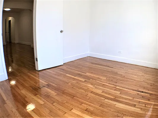 Rented by Lang Realty LLC | media 19