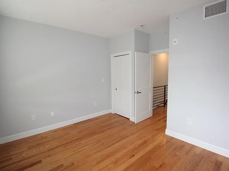 108 Main St #108 — Photo 6