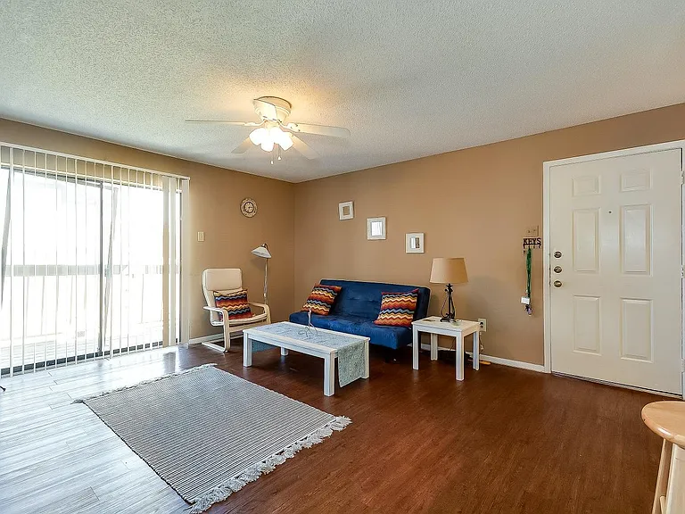 3 Living Area