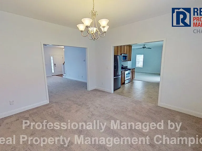 204 Murifield Dr — Photo 8