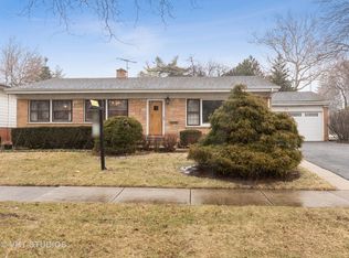 929 S Chestnut Ave, Arlington Heights, IL 60005