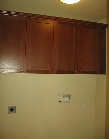 421 Hetherington Cir — Photo 15