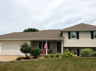 W2360 Greenspire Way, Appleton, WI 54915