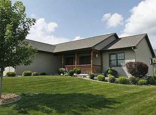 606 Redbird Run, Tiffin, IA 52340