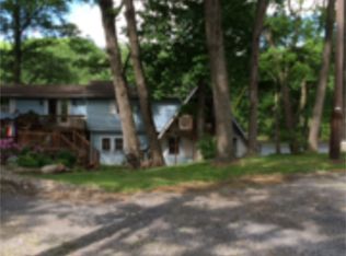 4715 Three Mile Ln, Walnutport, PA 18088
