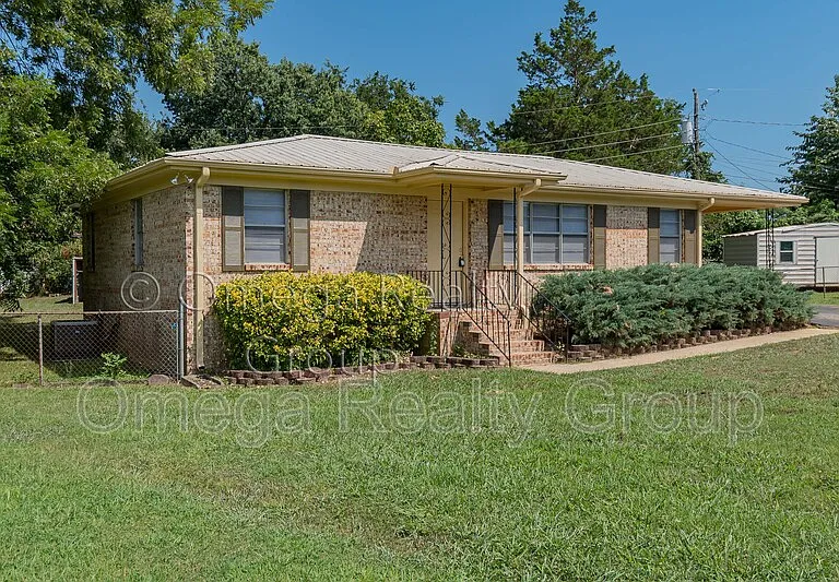 7716 Michael Cir — Photo 2