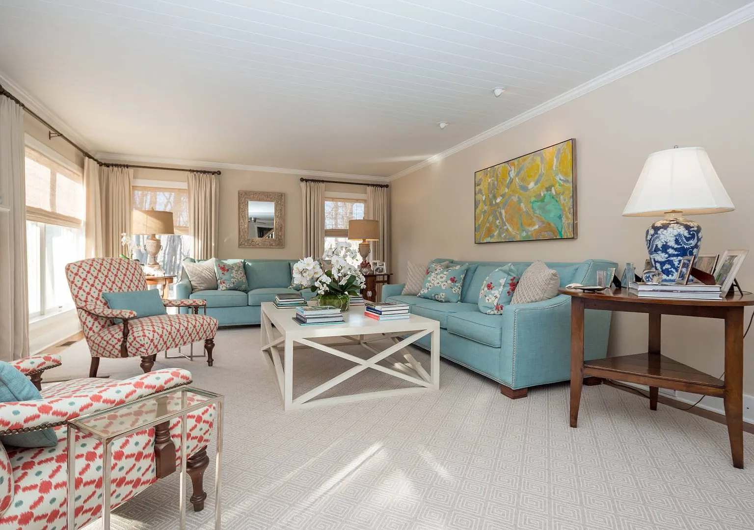 Charming East Hampton Village August Rental — Photo 1