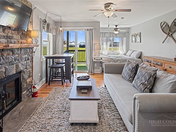 5th image of 301 Pinnacle Inn Road #4103