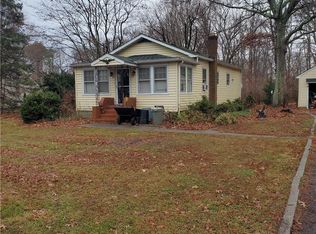 118 Radio Ave, Miller Place, NY 11764