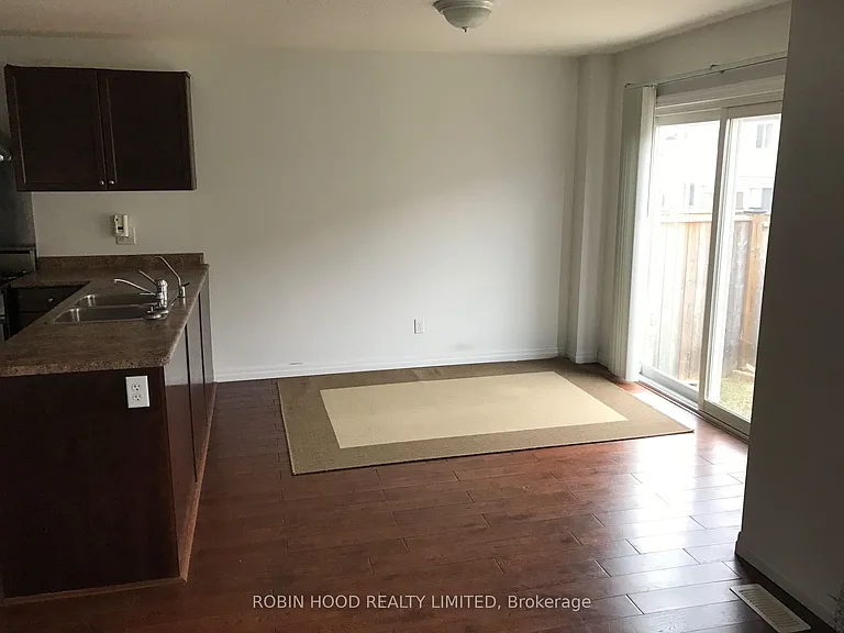 936 Banffshire Ct — Photo 4