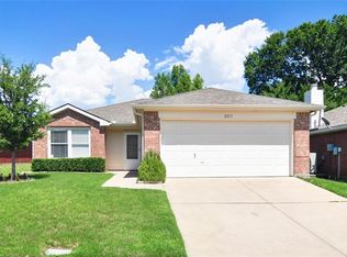 2213 Crown View Dr, Little Elm, TX 75068