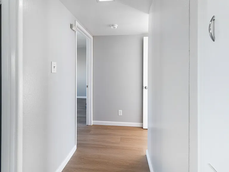 3077 Los Prados St #209 — Photo 19