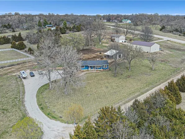 22670 W 246th St, Paola, KS 66071