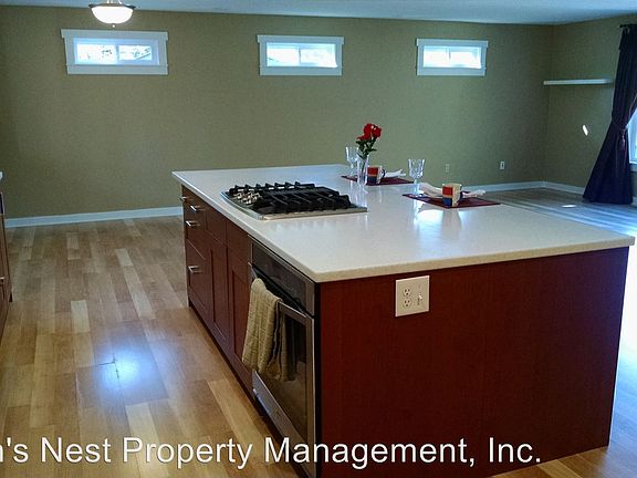 4th image of 1481 SE Eastwood Ct