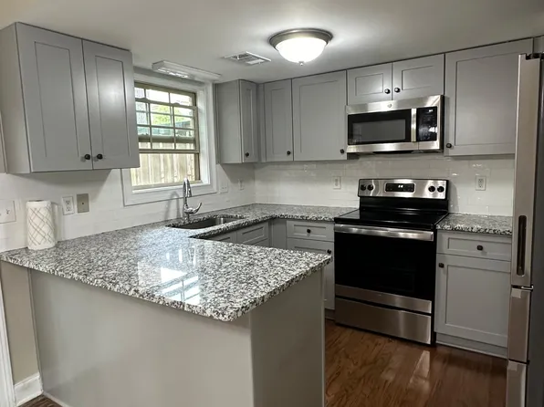 33 Villa Ct SE, Smyrna, GA 30080