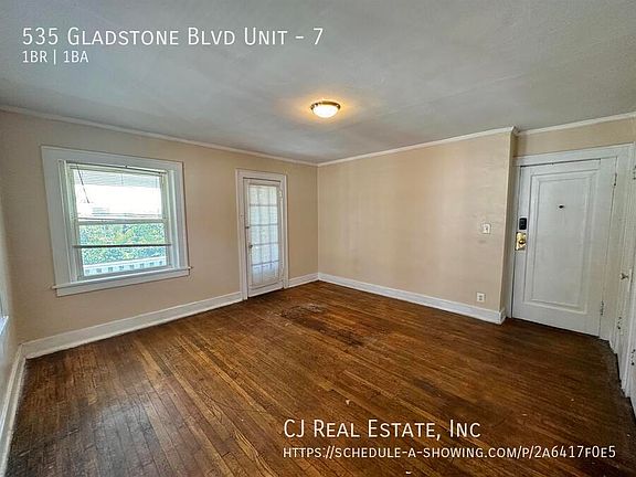 3rd image of 535 Gladstone Blvd APT 7