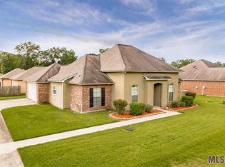 713 E Oak Haven St, Gonzales, LA 70737