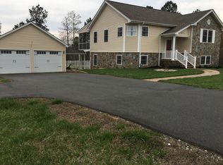 275 Pleasant Ridge Dr, Madison Heights, VA 24572