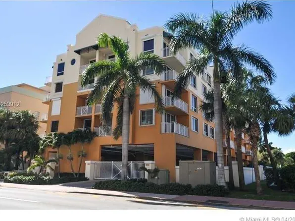 2625 Collins Ave APT 201, Miami Beach, FL 33140