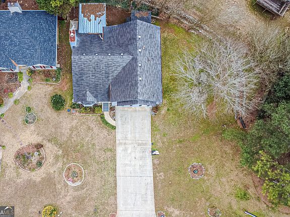 2nd image of 68 Patterson Rd