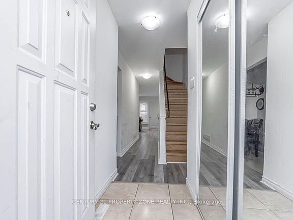 3rd image of 475 Bramalea Rd #103
