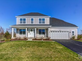 938 Bailey Rd, Sycamore, IL 60178