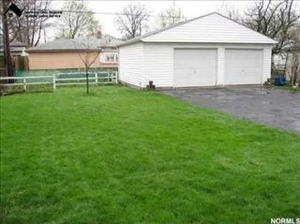 3748 W 104th St, Cleveland, OH 44111