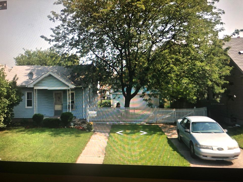 2nd image of 1584 McLain Ave