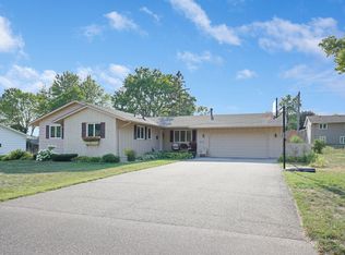 4125 Flag Ave N, New Hope, MN 55427