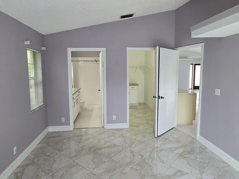 10137 Boynton Place Cir — Photo 29