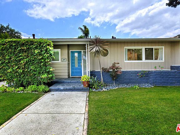 3rd image of 4456 Beeman Ave