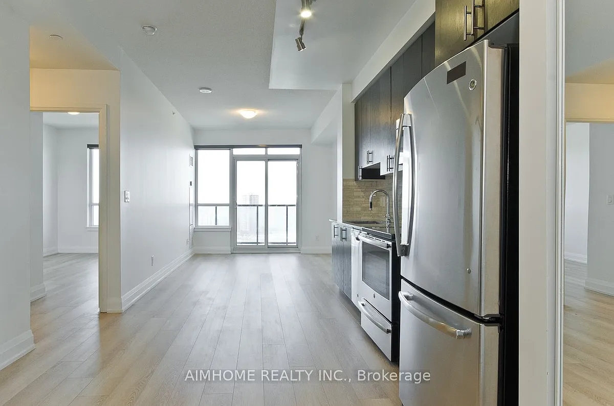 Building Photo - 7171 Yonge St #2310