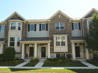 2875 Henley Ln, Naperville, IL 60540