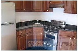 2nd image of 52 Tiemann Pl