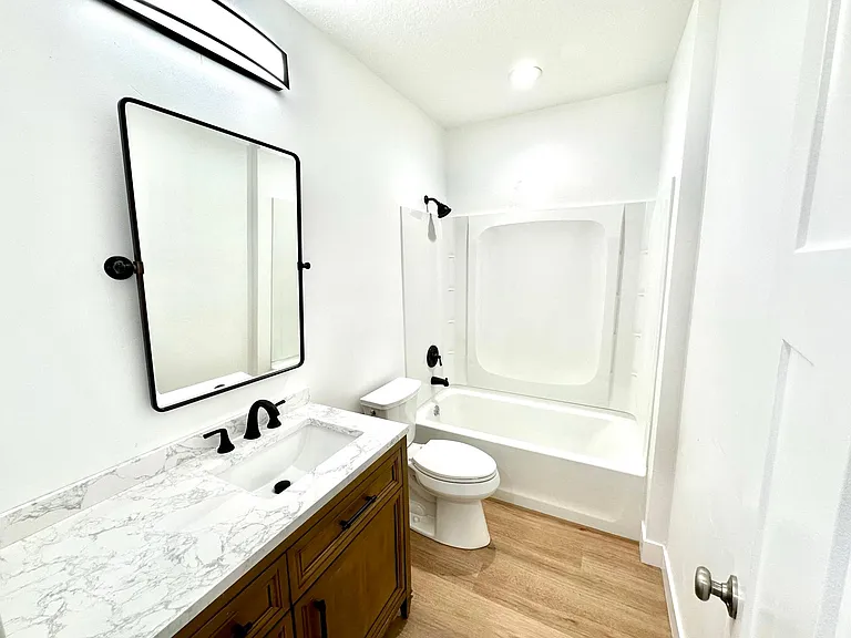 4493 W Wharton Dr — Photo 10