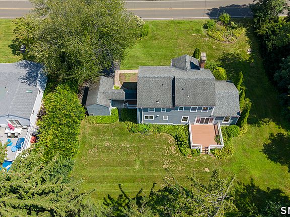 3rd image of 1690 Ridge Road