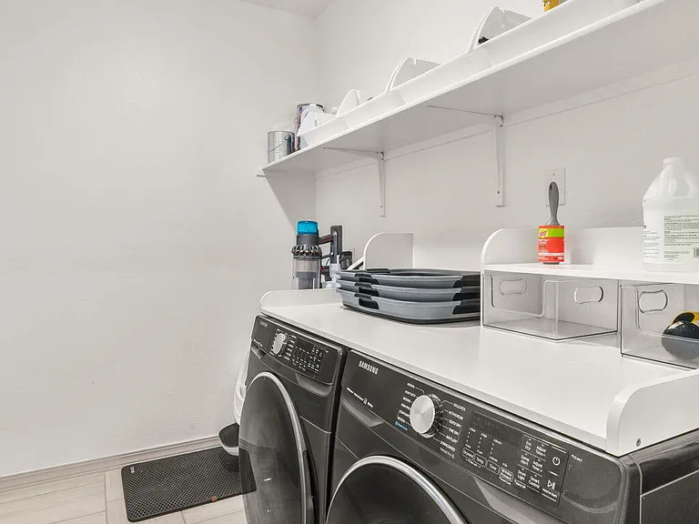 908 Crystal Deer Dr — Photo 10