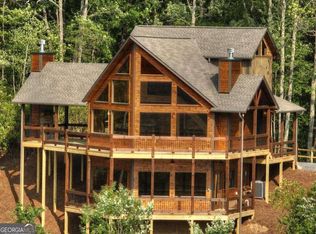 1 Strawberry Rdg, Mineral Bluff, GA 30559