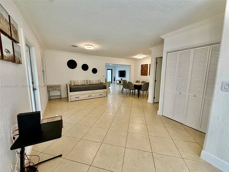 5744 SW 54th Ter — Photo 12