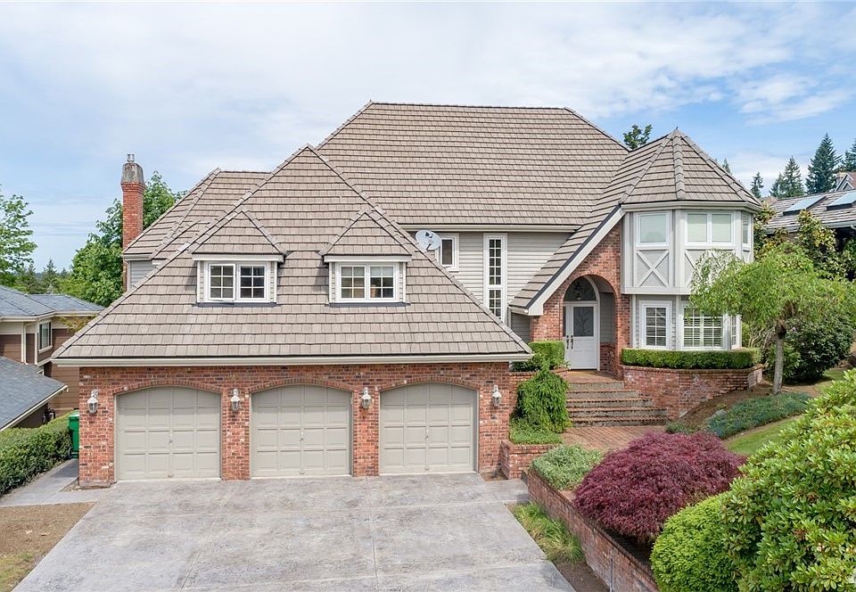 1st image of 20820 NE 141st St
