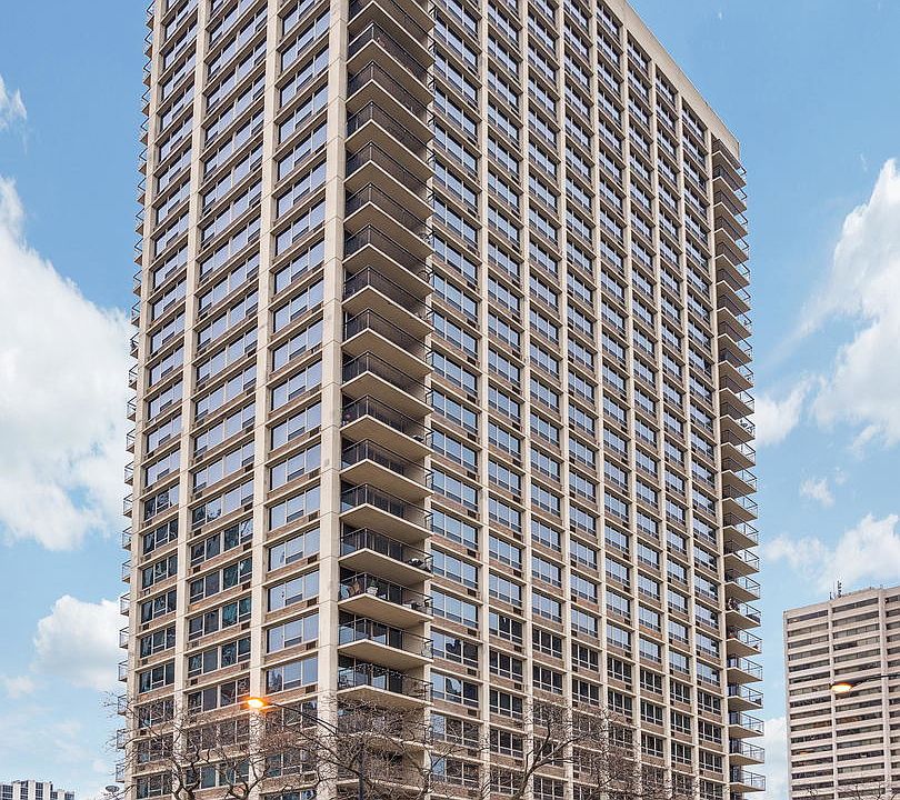 1st image of 88 W Schiller St #2409L