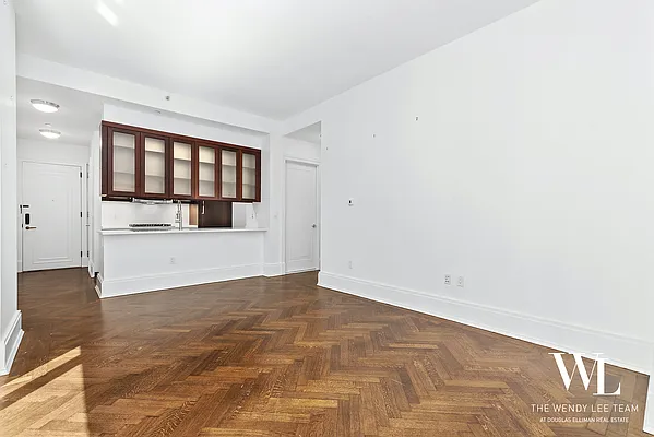 Rented by Douglas Elliman | media 15