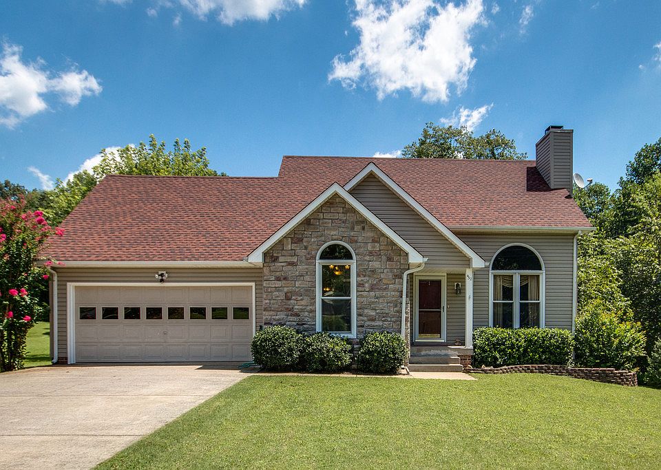 1st image of 452 Bluff Drive