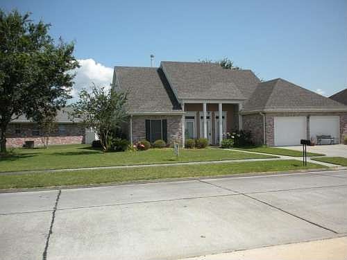 1st image of 140 Aubrey Dr